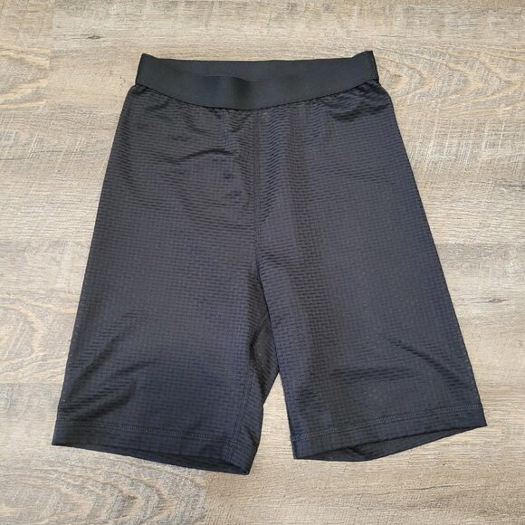 TNA | Aritzia Greenway Mesh Bike Short | Sz. XS - Picture 3 of 7